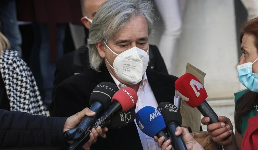Τα “έριξε” όλα στους γιατρούς: Ο Αλέξης Κούγιας “αθωώνει” την Πισπιρίγκου και έγινε χαμός στο δικαστήριο