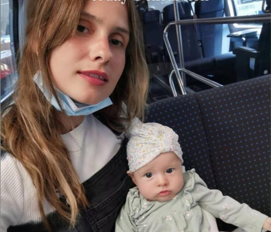 Έφυγε από την Ελλάδα και έγινε μητέρα: Η Σεράινα Καζαμία ξανασυστήνεται 13 χρόνια μετά τη νίκη του 1ου GNTM