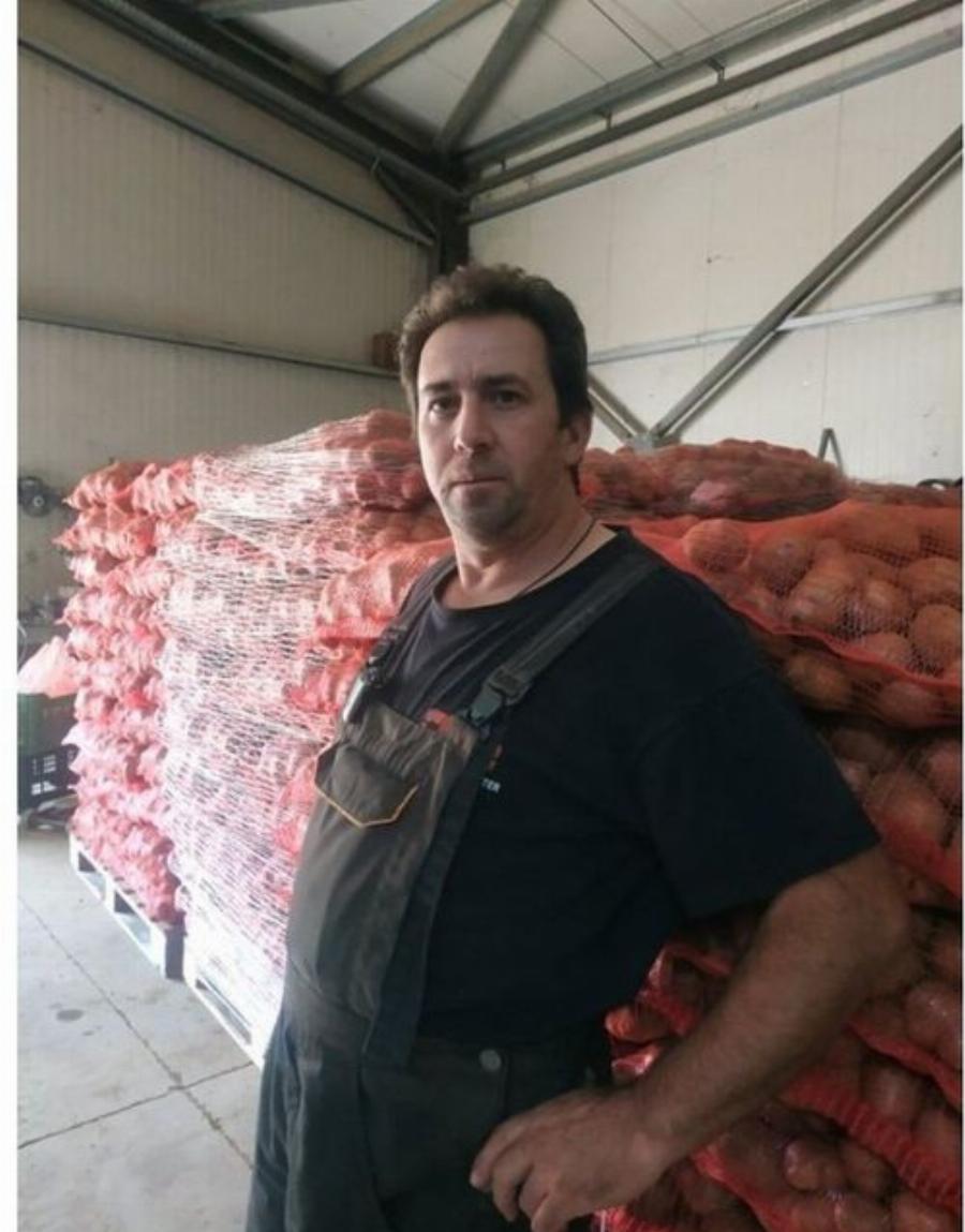 Χάρισε σε απόρους 25 τόνους πατάτας: Το μεγαλείο ψυχής ενός αγρότη από τη Καστοριά