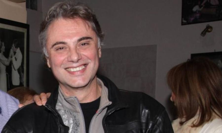 Οδυσσέας Σταμούλης: Το πτυχίο στα 52, η εξαφάνιση από τους «2 Ξένους» και οι οικονομικές δυσκολίες