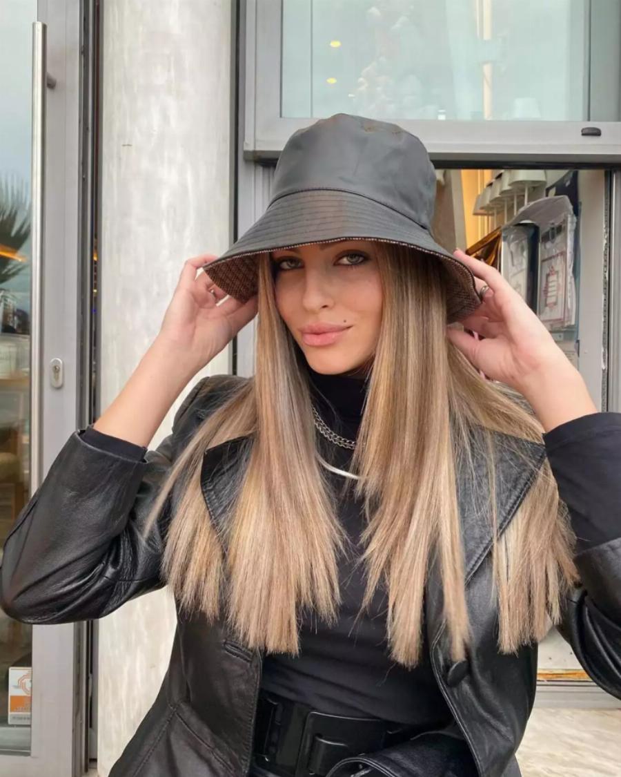 Μοντέλο, μικρότερη του και ίδια η Μαλέσκου: Όσα δεν γνωρίζατε για την Ασημένια που τρέλανε τον Οικονομόπουλο