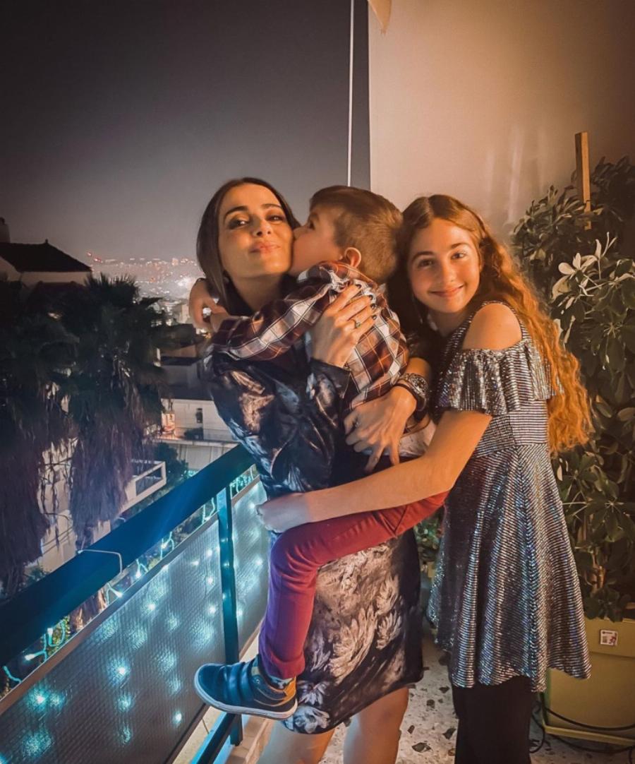 Λυδία Παπαγιάννη: Η κόρη της Αγγελικής Δαλιάνη έχει μεγαλώσει και μεταμορφώθηκε σε μια μικρή δεσποινίδα