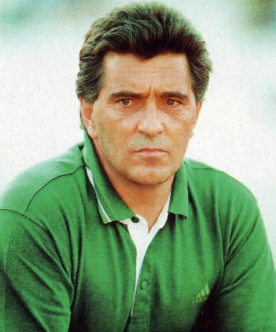 Γιάννης Κυράστας: Το παρατσούκλι, η καριέρα στον Παναθηναϊκό και στον Ολυμπιακό και το τέλος μόλις στα 52 του χρόνια