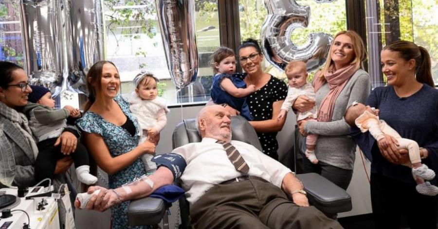 Ο ήρωας που έσωσε 2,4 εκατ. βρέφη: Ο Τζέιμς Χάρισον απέκτησε ένα μοναδικό χάρισμα