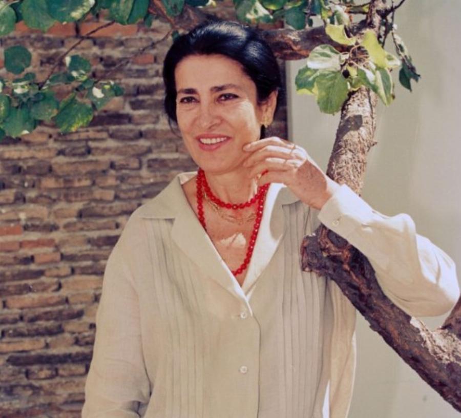 Θα μείνουν στις μνήμες μας: Οι 19 διάσημοι Έλληνες που έφυγαν από τη ζωή το 2022 και όλοι τους θρήνησαν