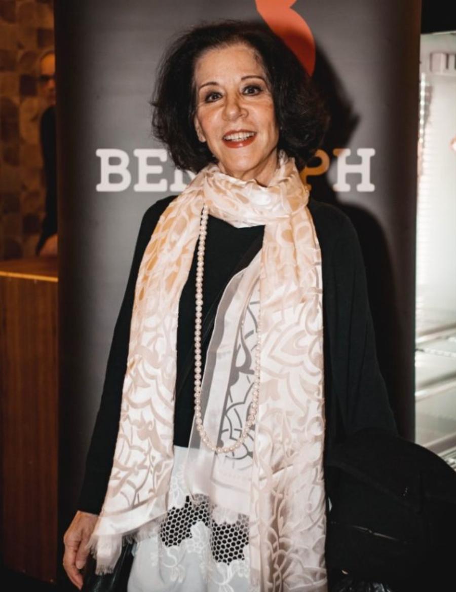 Θα μείνουν στις μνήμες μας: Οι 19 διάσημοι Έλληνες που έφυγαν από τη ζωή το 2022 και όλοι τους θρήνησαν