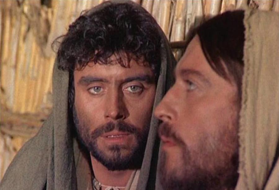 Τι απέγινε ο Ρόμπερτ Πάουελ μετά τον ρόλο του Χριστού: Η επιλογή για τον ρόλο, η προσωπική ζωή και ο γάμος πριν τα γυρίσματα