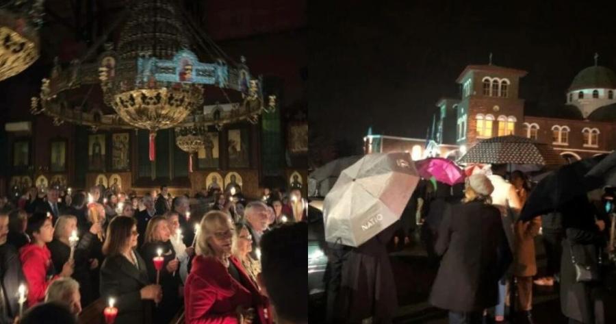 Συγκινητικές στιγμές στην Μελβούρνη: Χιλιάδες Έλληνες έψαλαν το «Χριστός Ανέστη» κάτω από τη βροχή