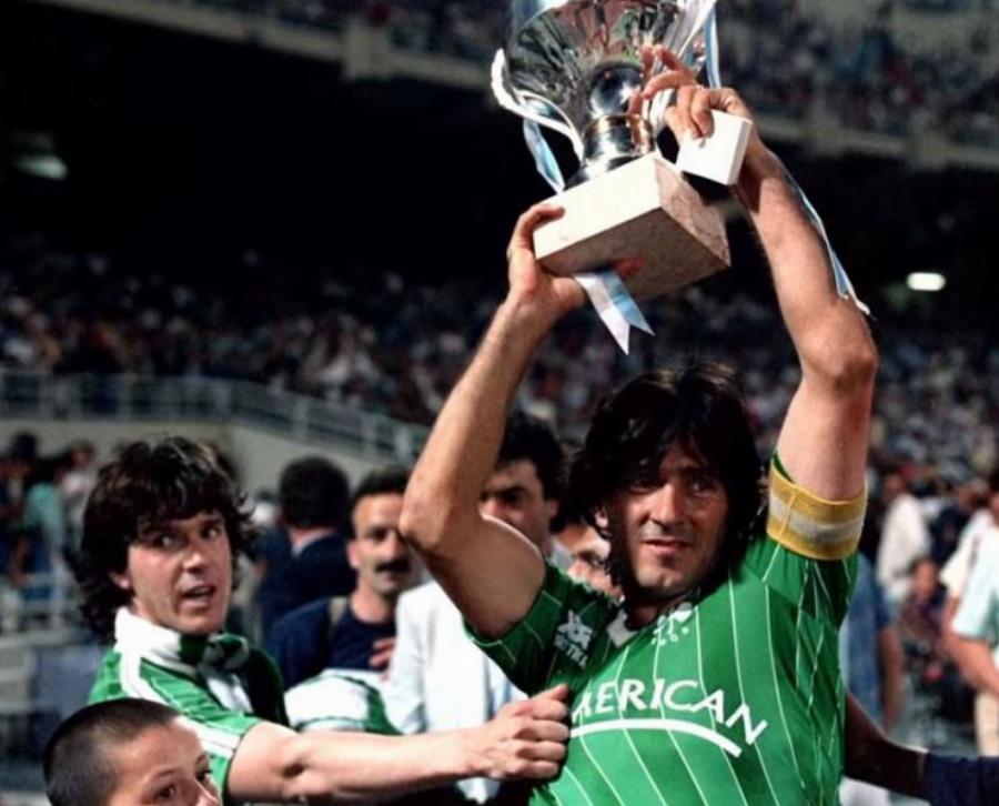 Γιάννης Κυράστας: Το παρατσούκλι, η καριέρα στον Παναθηναϊκό και στον Ολυμπιακό και το τέλος μόλις στα 52 του χρόνια