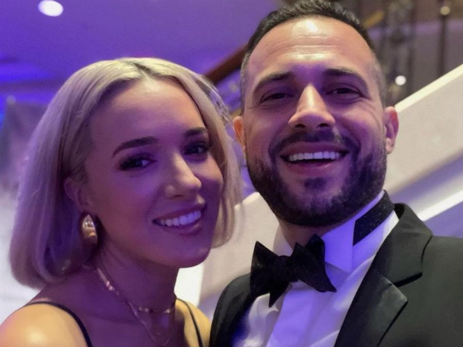 Σαν φωτοτυπία της Καλομοίρας: Η κόρη της τραγουδίστριας μεγάλωσε και μοιάζει εκπληκτικά στη μητέρα της