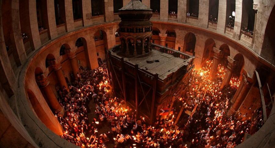 Άγιο Φως από τα Ιεροσόλυμα: Με ειδική πτήση το Μεγάλο Σάββατο η άφιξη στην Αθήνα και σε ακόμα 8 προορισμούς