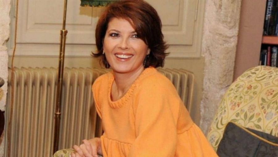 Η Σοφία Αλιμπέρτη όπως δεν την έχουμε ξαναδεί: Έκανε την μεγάλη αλλαγή μετά από 14 χρόνια και μοιάζει με 30άρα