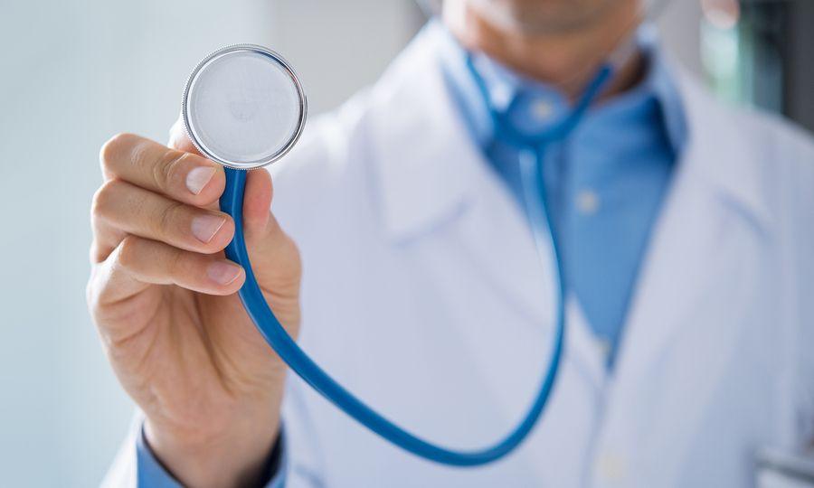 Η ιστορία της κυρίας Ελένης: Μου βρήκαν όγκο στο οπτικό νεύρο και από τότε άλλαξα. Χαρείτε τη ζωή σας!