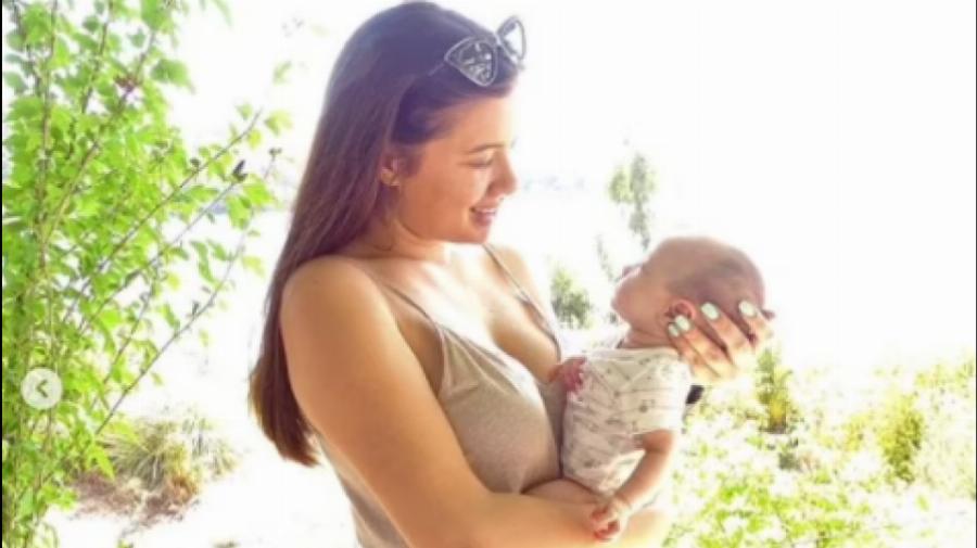 Οι γονείς της Καρολάιν έριξαν «μαύρη πέτρα»: Ο πατέρας της πήρε τη μεγάλη απόφαση και βάζει οριστικό τέλος στην Αλόννησο