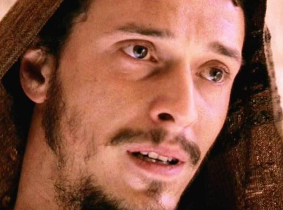 Θλίψη στον καλλιτεχνικό κόσμο: Πέθανε στα 48 του ο ηθοποιός από «Τα Πάθη του Χριστού» του Mel Gibson