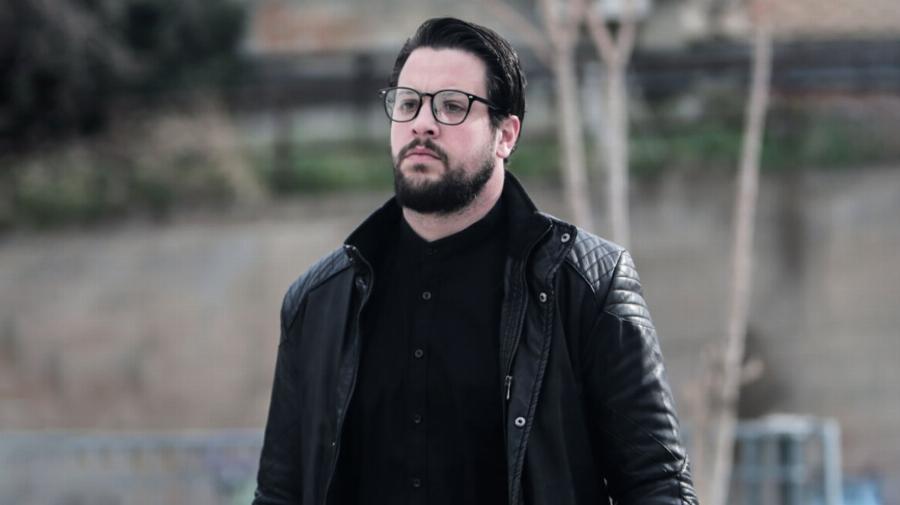 Όλοι πρόσεξαν την αντίδραση της: Τι έκανε η Ρούλα Πισπιρίγκου μόλις είδε τον Μάνο Δασκαλάκη μέσα στη δικαστική αίθουσα