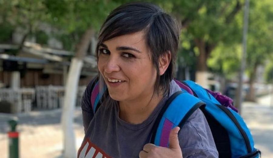 «Σουβλίζω μελιτζάνες, πιπεριές»: Η Ντέμη Γεωργίου εξηγεί πως κάνει Πάσχα ένας βίγκαν και δίνει συνταγές