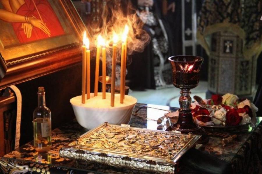 Μεγάλη Τετάρτη: Τα 7 Ευαγγέλια και το Μυστήριο του Μέγα Ευχελαίου