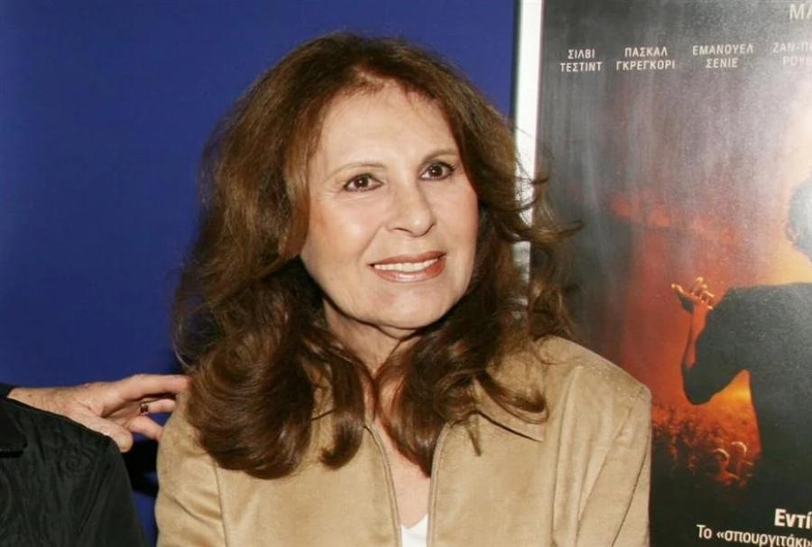 «Σαν χελιδονάκι μας τραγούδησες, σαν χελιδονάκι μας αφήνεις»: Ανείπωτος ο πόνος της Μαίρης Χρονοπούλου μετά από αυτό που έμαθε