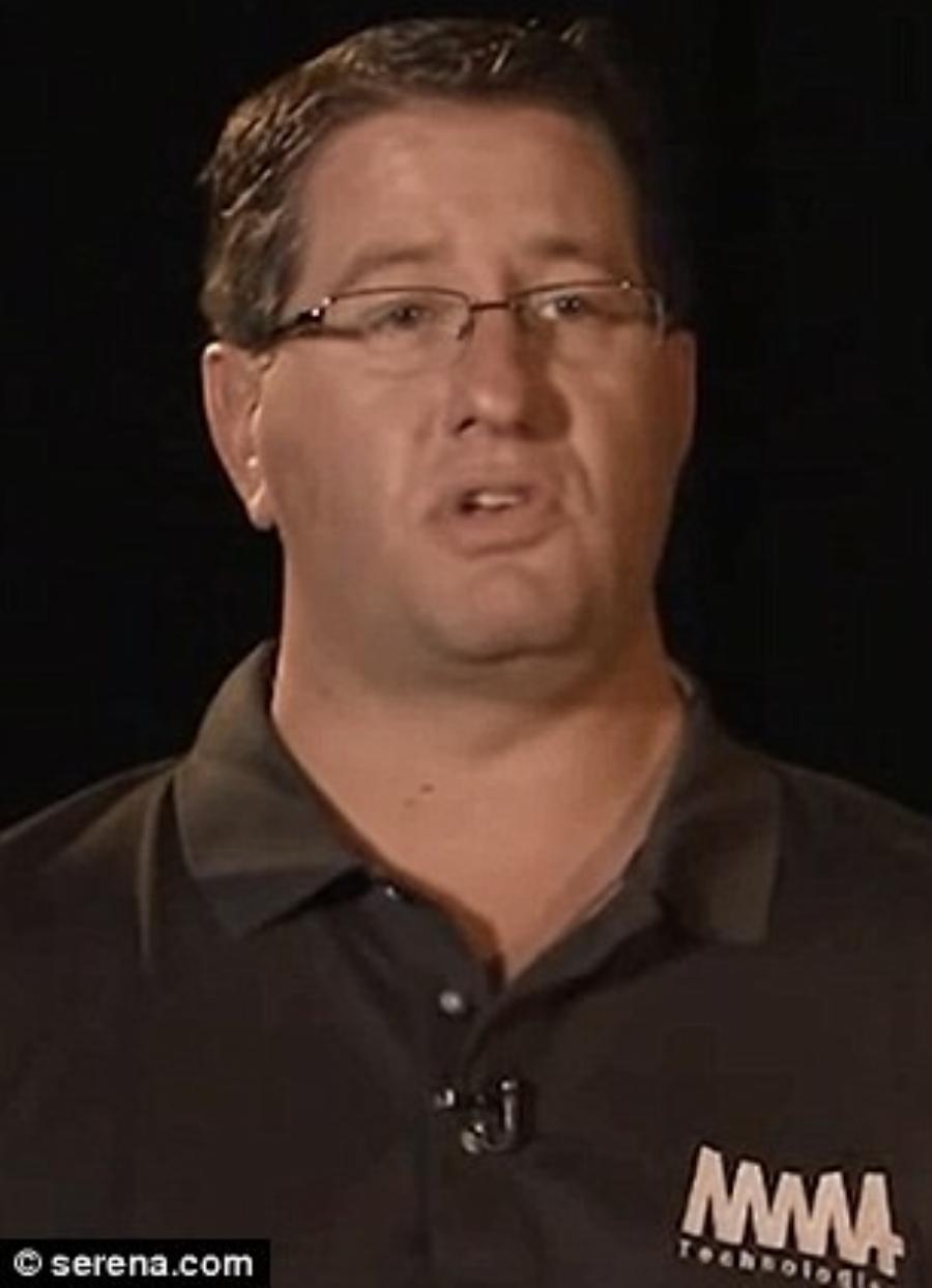 Μαθήματα ανθρωπιάς: Η υπέροχη αντίδραση ενός άντρα όταν τον αποκάλεσε “μπαμπά” ένα κοριτσάκι με αυτισμό