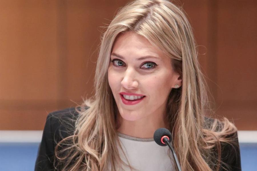 «Μου λες αλήθεια, θα δω το παιδί μου;»: Σε πελάγη ευτυχίας η Εύα Καϊλή με την αποφυλάκισή της