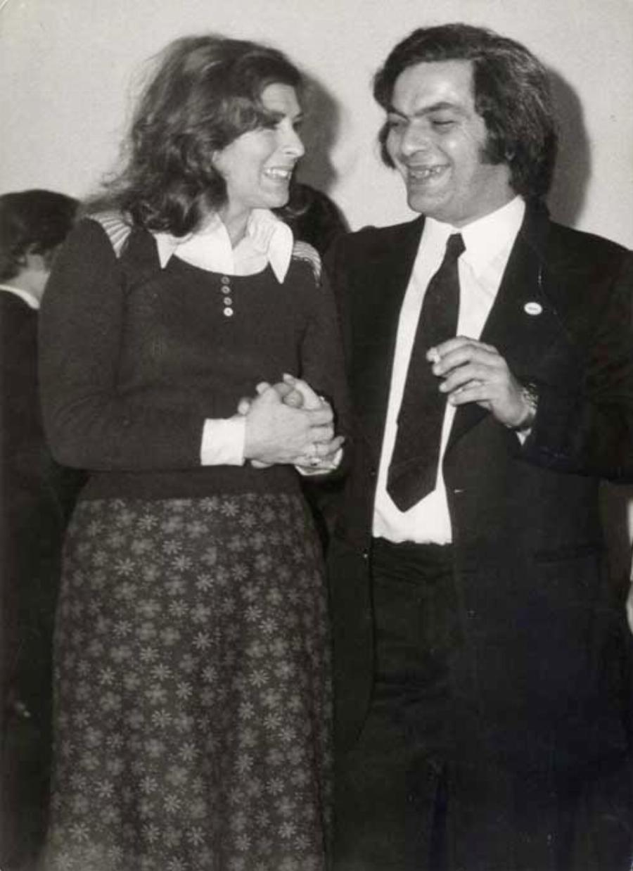 Η Ρένα Κουμιώτη σε μια σπάνια συνέντευξη: «Μου έλειπε από μικρή η έννοια της οικογένειας»