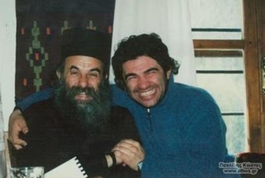 Πάσχα στο Άγιο Όρος: Οι διάσημοι Έλληνες που άφησαν για λίγο τα εγκόσμια και οι μαρτυρίες τους για τα θαύματα που έζησαν