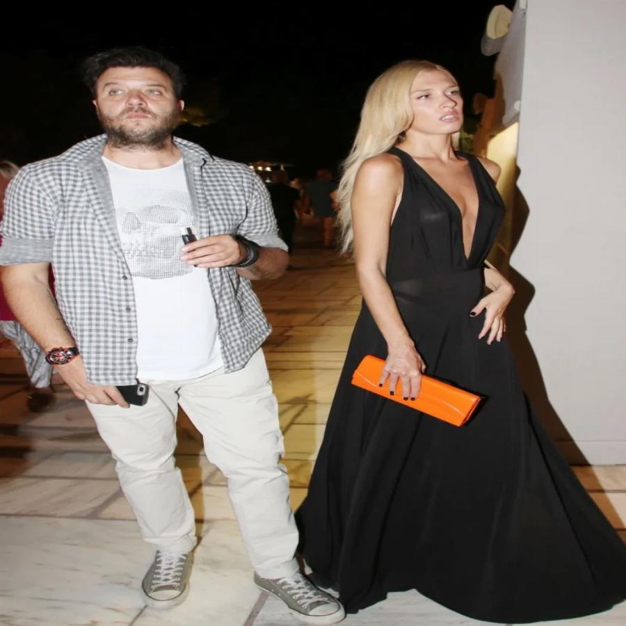 Αυτή είναι η ηλικία του Λάμπη Λιβιεράτου: Η ζωή του τραγουδιστή σήμερα και η λατρεία στις κόρες του