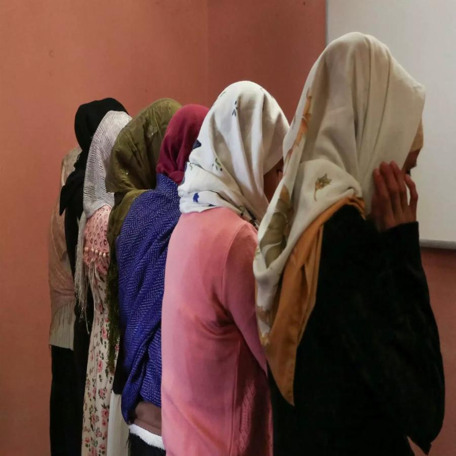 Αδιανόητο περιστατικό στον Βόλο: Μια 24χρονη κοπέλα ξυλοκοπήθηκε από τον πατέρα της επειδή άλλαξε θρησκεία