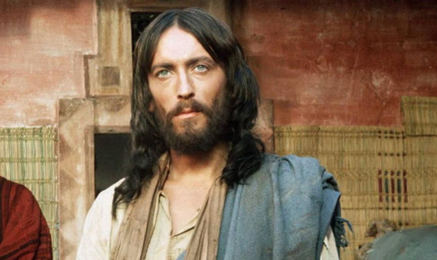 «Ο Ιησούς από τη Ναζαρέτ»: 10 άγνωστες ιστορίες για την πιο επιτυχημένη θρησκευτική σειρά όλων των εποχών