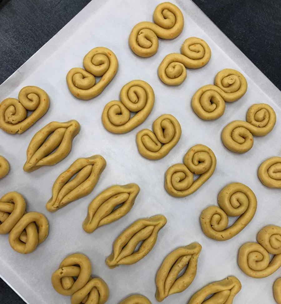 Τίποτα δεν συγκίνεται με τα πασχαλινά κουλουράκια της Αργυρώς: Είναι πεντανόστιμα, εύκολα και χωρίς αμμωνία