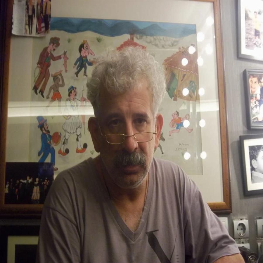 «Η φτώχεια του χτυπά τη πόρτα»: Δύσκολες στιγμές για τον Πέτρο Φιλιππίδη, το νέο επάγγελμα μετά το τέλος από τηλεόραση και θέατρο