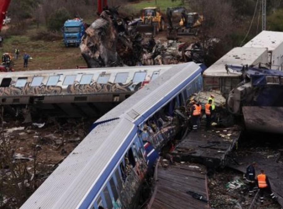 Καθηλώνει ο πατέρας της 25χρονης Αλεξάνδρας που σώθηκε τελευταία στιγμή: «Η κόρη μου για λίγα λεπτά δεν βρέθηκε στο κυλικείο»
