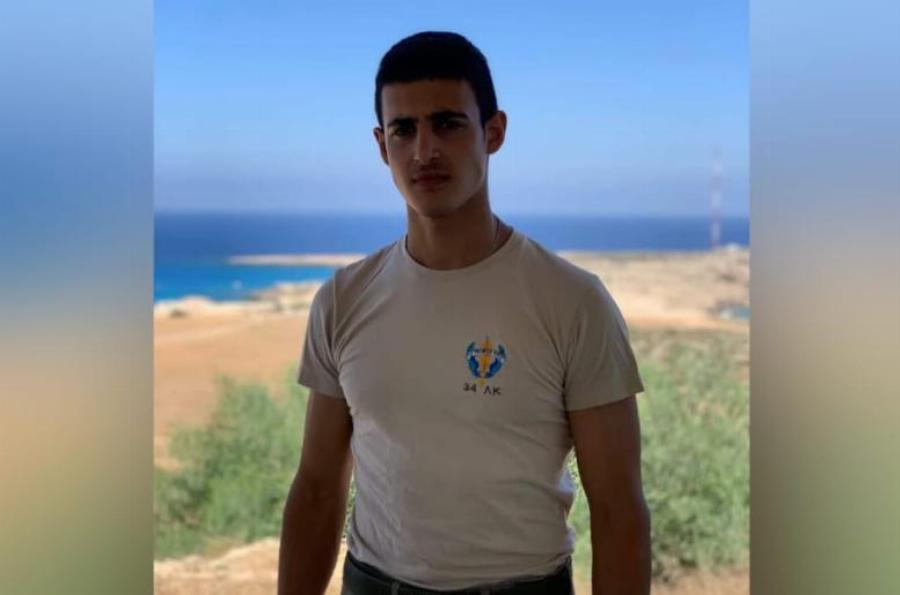 «Θα συγχωρώ τους υπαίτιους για να παρηγορηθεί η ψυχή μου»: Συγκλονίζει ο πατέρας του 23χρονου Κυπριανού που «έσβησε» στα Τέμπη