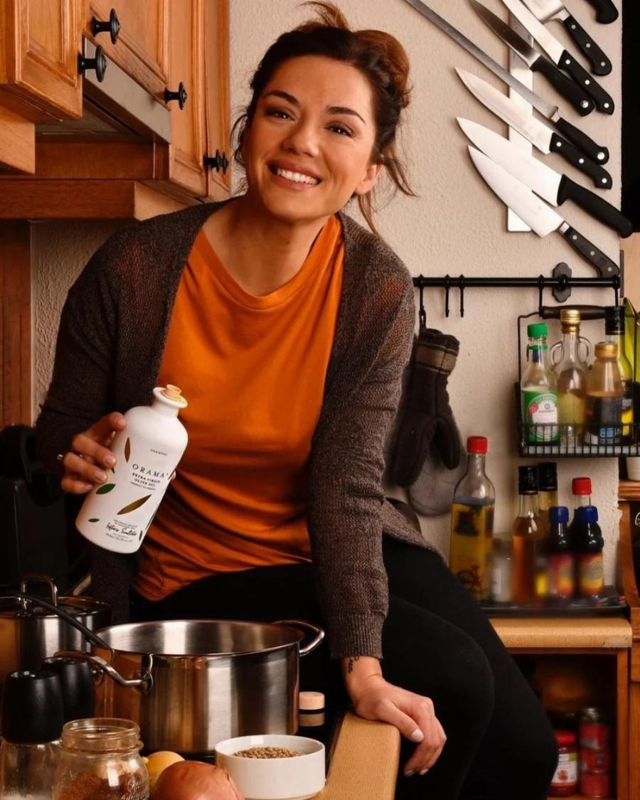 Βάσω Λασκαράκη: «Δεν μπορώ να κοιμηθώ με άπλυτα πιάτα στον νεροχύτη. Έχω ψυχαναγκασμούς!»