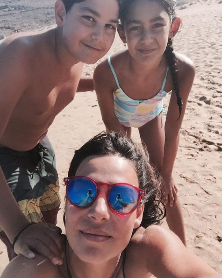 Πήρε την ομορφιά της μητέρας της: Η κόρη της Εύης Βατίδου και του Αλέξη Κούγια, Μάιρα, έγινε 17 χρόνων και είναι πανύψηλη