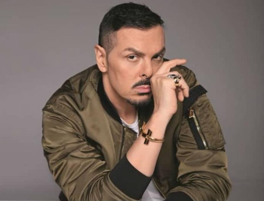 Ιερός Ναός Παναγίας Ελεούσης: Ο ράπερ Νίκος Βουρλιώτης έψαλλε τα εγκώμια του επιτάφιου θρήνου στην Αγία Βαρβάρα