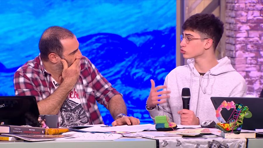 «Απασφάλισε» ο Άγγελος που ήταν στα Τέμπη: «Είμαστε νευριασμένοι με τους επιβάτες που μπήκαν στον κινούμενο δολοφόνο»