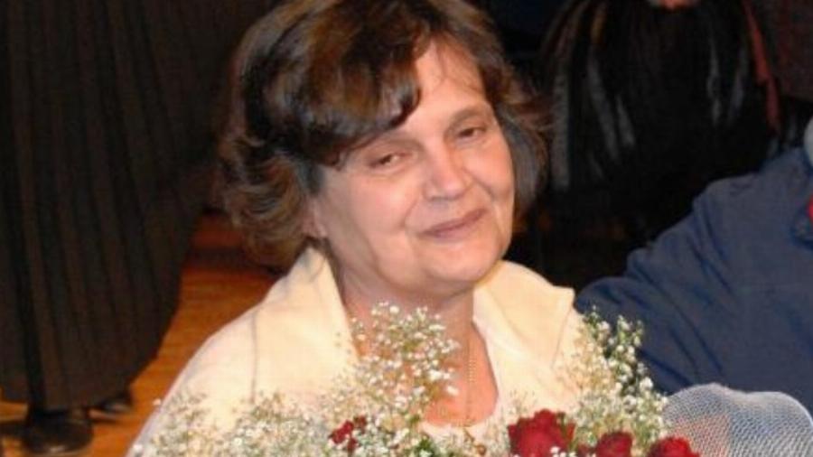 Θα μείνουν στις μνήμες μας: Οι 19 διάσημοι Έλληνες που έφυγαν από τη ζωή το 2022 και όλοι τους θρήνησαν