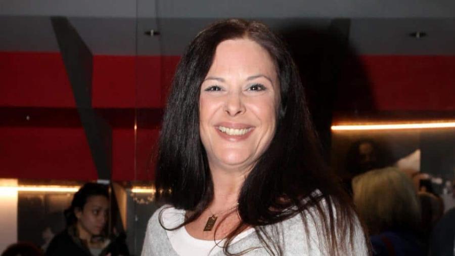 Ίνκα Τσαγκάρη: Η σuγκλovιστικn ομοιότητα με τη μητέρα της – Σαν να βλέπουμε την Έλενα Ναθαναήλ