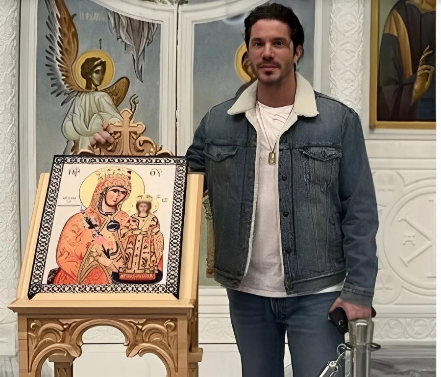 Πήρε σκληρή θέση ο Νίκος Οικονομόπουλος: Άστραψε και βρόντηξε για τον βανδαλισμό στην Εθνική Πινακοθήκη