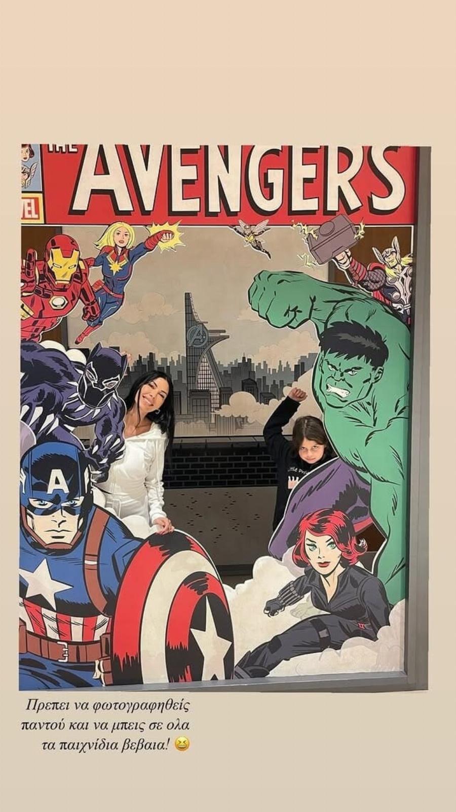 Τάραξε το Παρίσι με την ομορφιά της: Η Ιωάννα Μπούκη και το πρώτο φιλί με τον Σρόιτερ για το 2025