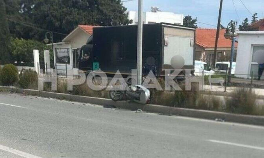 Tpαγωδiα: Οδηγός δικύκλου «καρφώθηκε» σε κολώνα φωτισμού και σκoτώθnκε