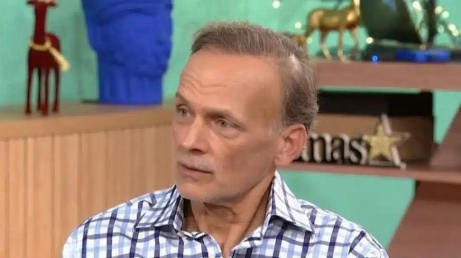 Θυμάστε τον ηθοποιό Νίκο Παπαδόπουλο; Δείτε πως είναι στα 63 του ο «γόης» της δεκαετίας του ’80 με τα καταγάλανα μάτια