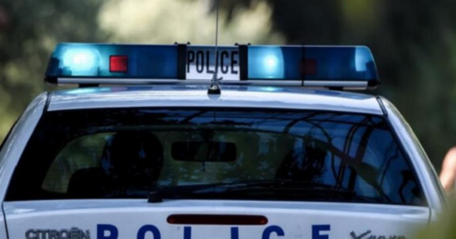 Νεκρός ο αστυνομικός: Ζήτησε από τον γείτονα να πάει να δει τι κάνει ο πατέρας του, μόλις άνοιξε η πόρτα έπαθε σοκ