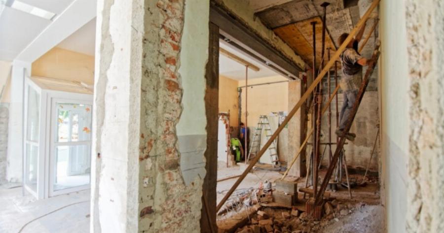 21.000€ στο χέρι για να ανακαινίσεις το σπίτι σου: Μάθε αν δικαιούσαι τη νέα επιδότηση, πως θα πάρεις τα λεφτά