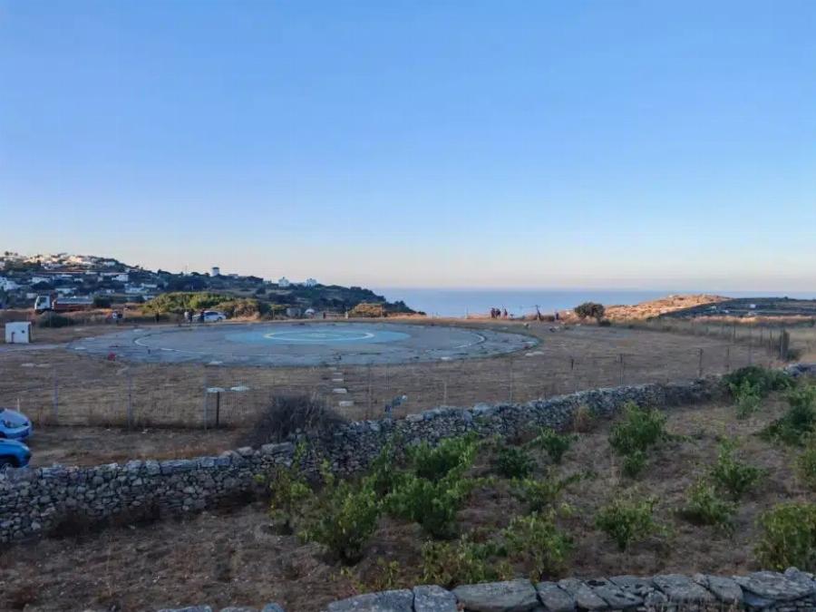 Γαμήλιο ταξίδι στην Ελλάδα μετατράπηκε σε τραγωδία στη Σίφνο
