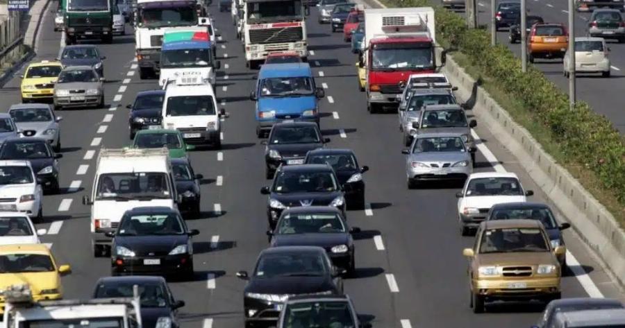 Τέλη κυκλοφορίας: Δεν πλńρωσαν 800.000 οδηγοί – Τα πρóστıμα