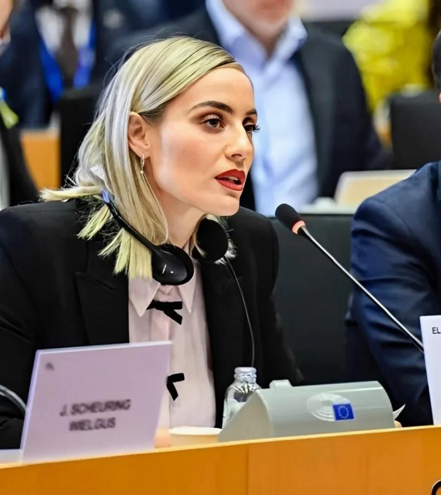 Ελεονώρα Μελέτη: Εντυπωσιάζει η νέα selfie φωτογραφία της – Μας δείχνει τι έφαγε