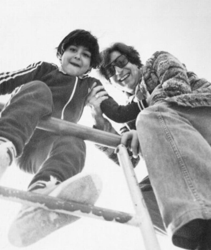 Θλίψη: Έφυγε από την ζωή γνωστός ηθοποιός – Το ανακοίνωσε ο γιος του